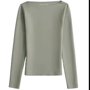 Abercrombie & Fitch Sculpt Matte Fabric Tuckable Slash Top - NEW